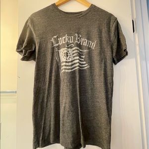 Soft lucky brand t shirt